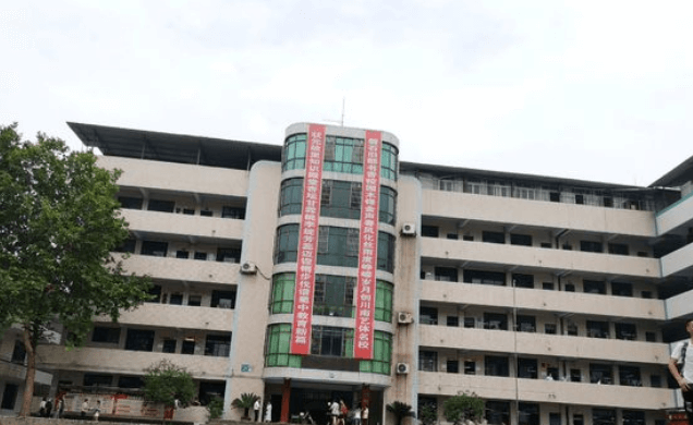 資中縣第三中學校園風采