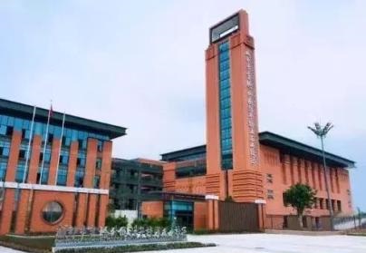 成都實(shí)外新都五龍山學(xué)校校園風(fēng)采