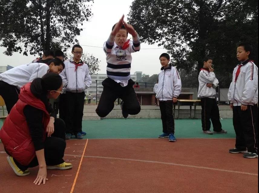 少年，我們在成都市鹽道街中學(xué)外語學(xué)校等你