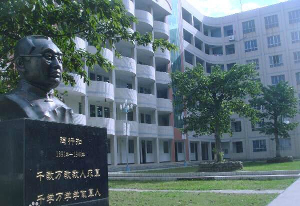 西昌六中地址在哪里？