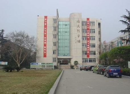 四川師范大學附屬中學師資力量怎么樣？