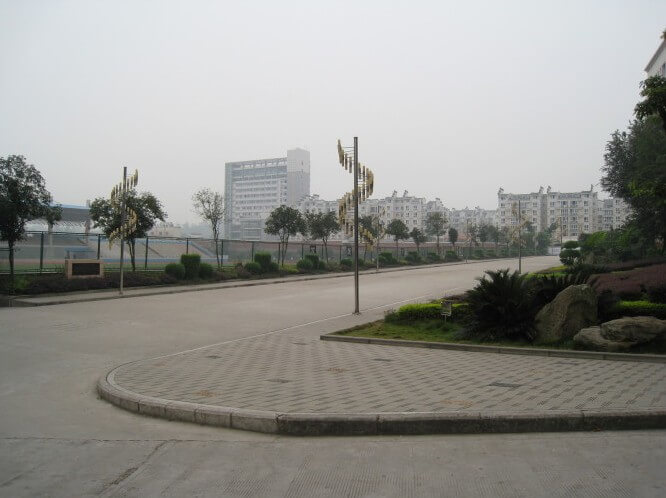 隆昌一中好不好？