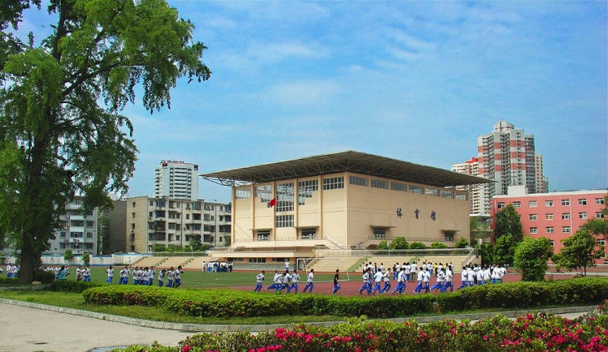 成都鐵路中學(xué)在哪？