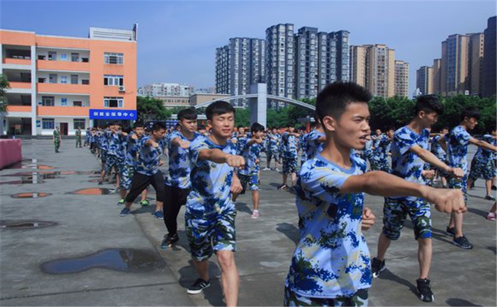 內(nèi)江十中2020年中考錄取分?jǐn)?shù)線多少分？
