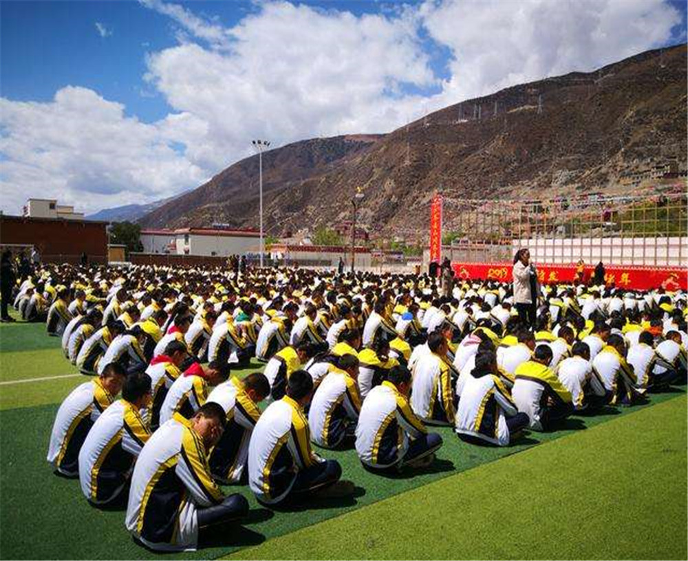 巴塘縣中學(xué)2020年招生計劃公布了嗎？