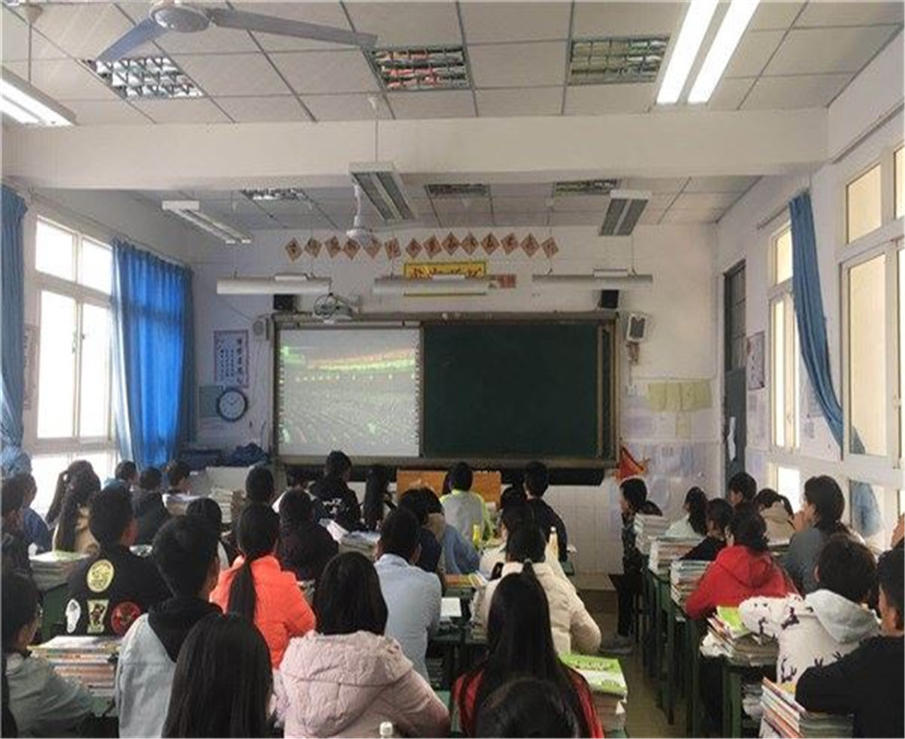 西昌市第五中學(xué)2020年中考錄取分?jǐn)?shù)線多少分？