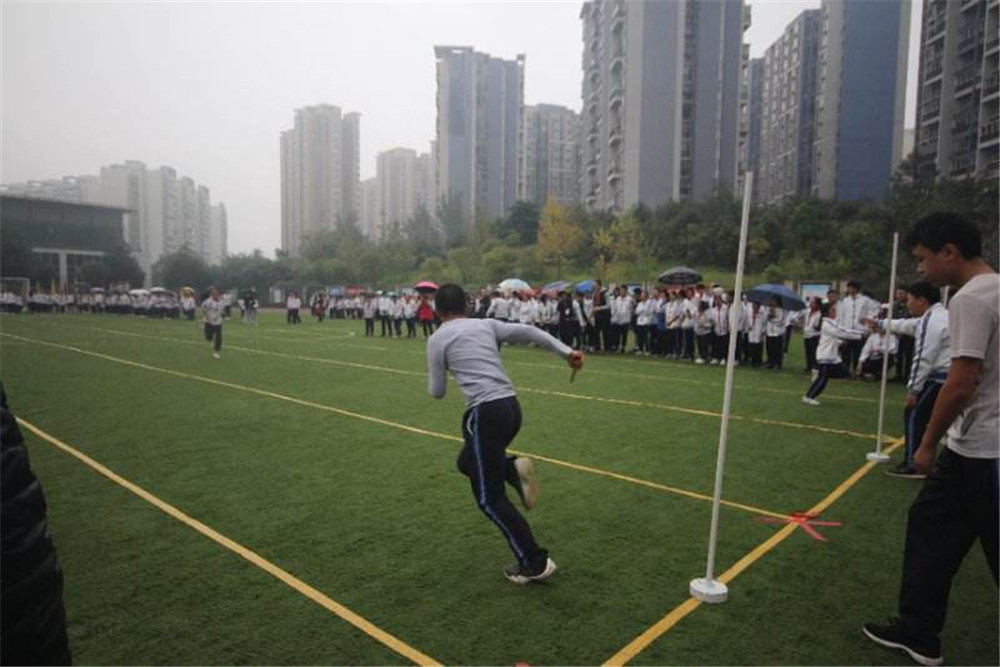 成都市第三中學(xué)怎么樣？