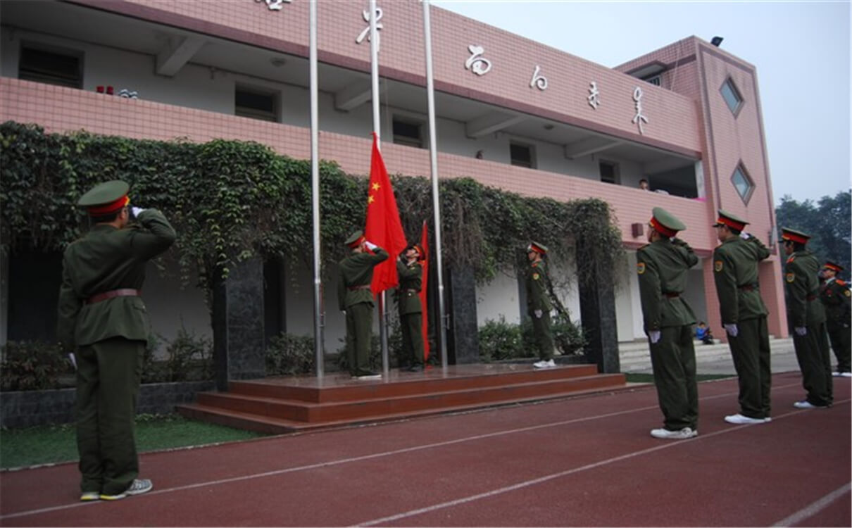 成都三十六中高中部的錄取分?jǐn)?shù)是多少分？