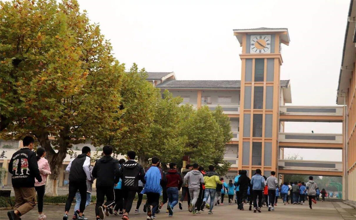 城廂中學2020年招生錄取分數(shù)線是多少？