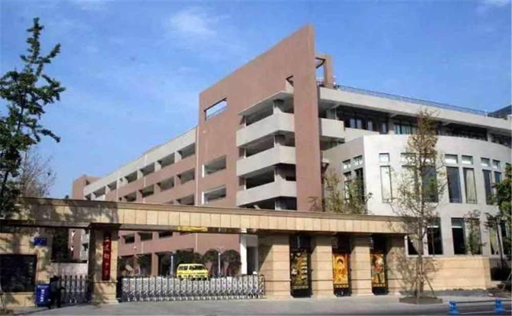 成都市田家炳中學(xué)2020年招生計(jì)劃是多少？