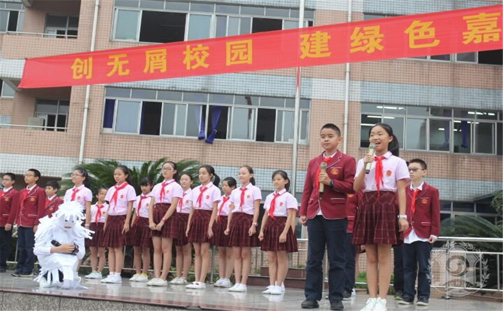 成都嘉祥外國語學(xué)校去年的分?jǐn)?shù)線是多少？