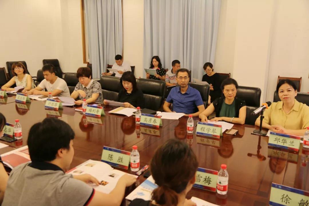 成都七中實驗學(xué)校的錄取分?jǐn)?shù)線是多少？"七中實驗.jpg"