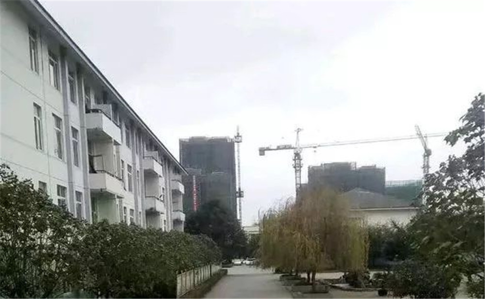 淮口中學(xué)去年的錄取分數(shù)線是多少？