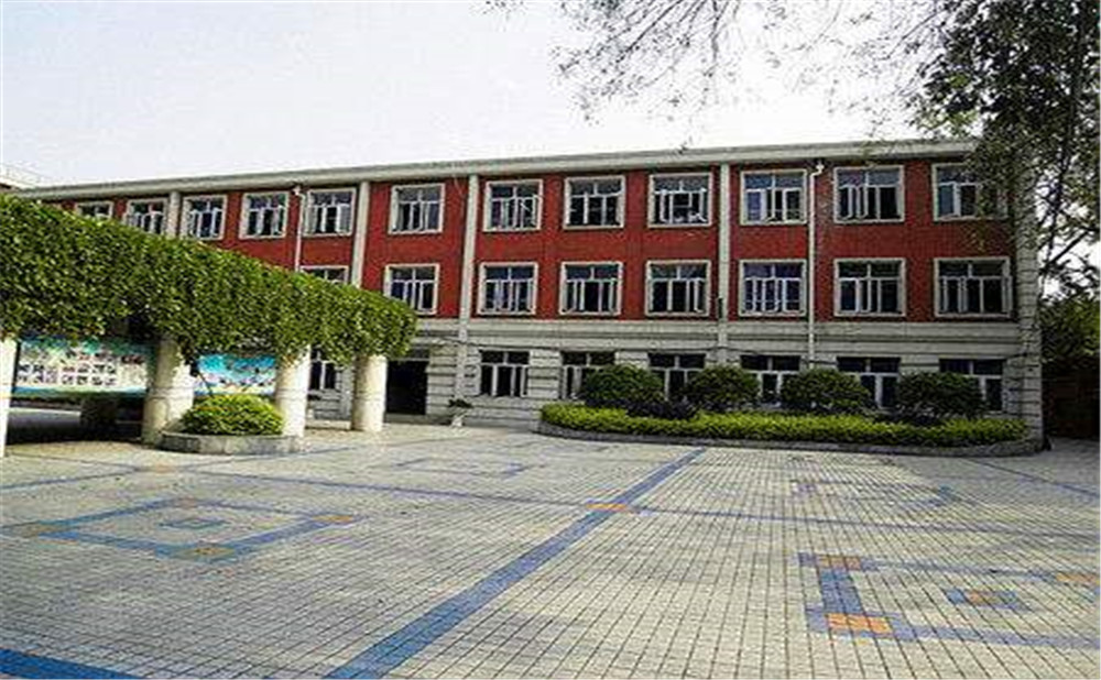 成都樹德中學近三年的錄取分數(shù)是多少？