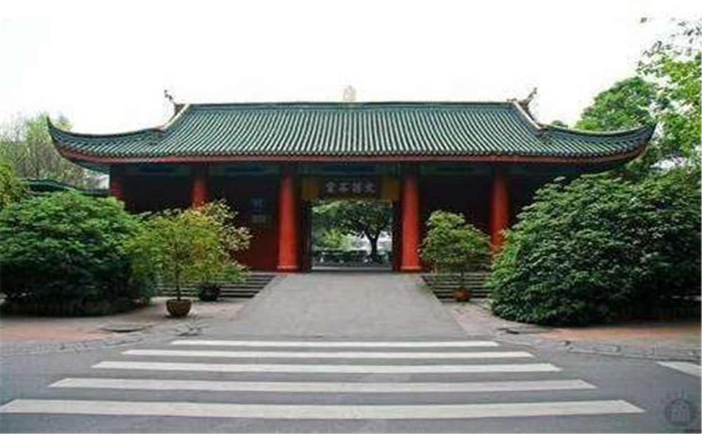 成都石室中學(xué)2020年招生標(biāo)準(zhǔn)是什么？