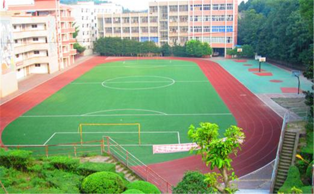 簡(jiǎn)陽(yáng)實(shí)驗(yàn)中學(xué)的高中住宿怎么樣？
