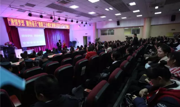 北大附中成都新津為明學(xué)校近三年的錄取分?jǐn)?shù)線是多少？