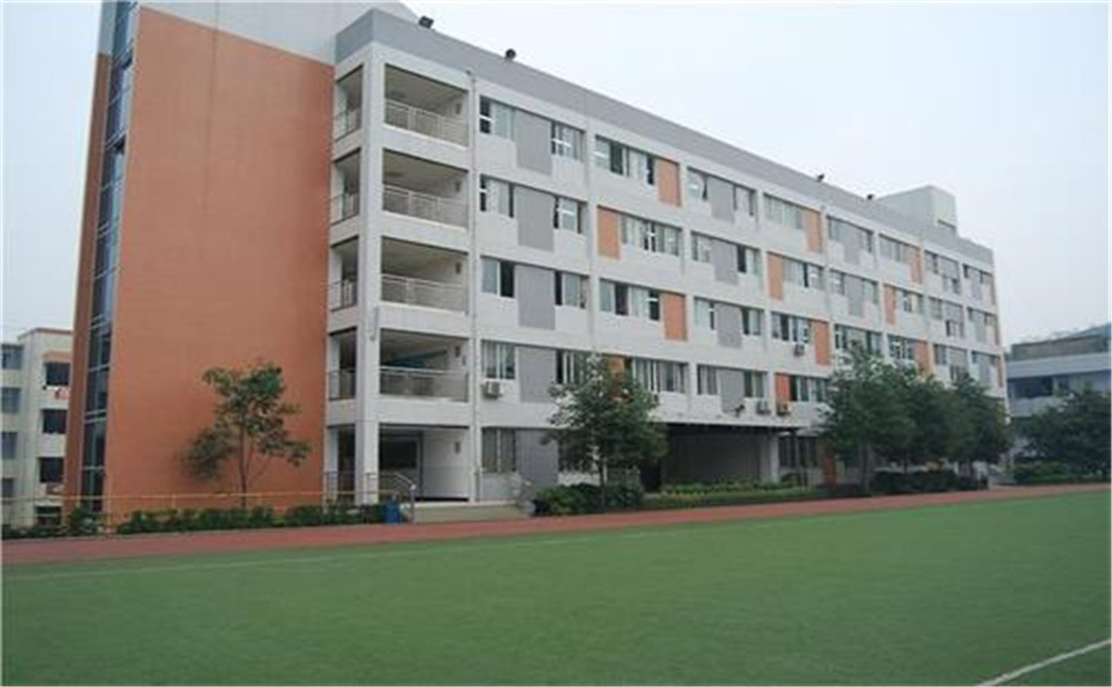 石橋中學(xué)近三年的錄取分?jǐn)?shù)是多少？