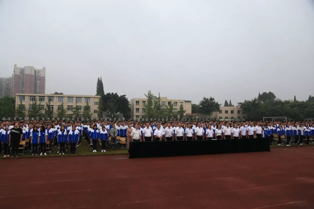華潤高級中學(xué)近三年的錄取分?jǐn)?shù)線是多少？