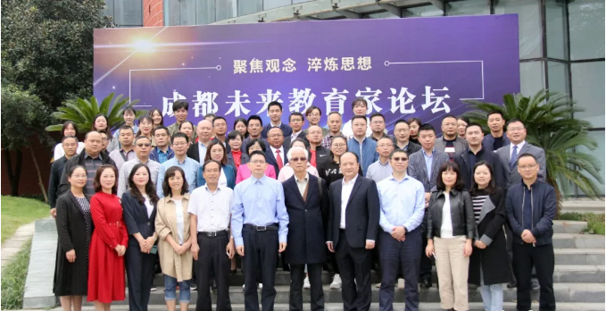 新津中學(xué)的學(xué)費(fèi)是多少？