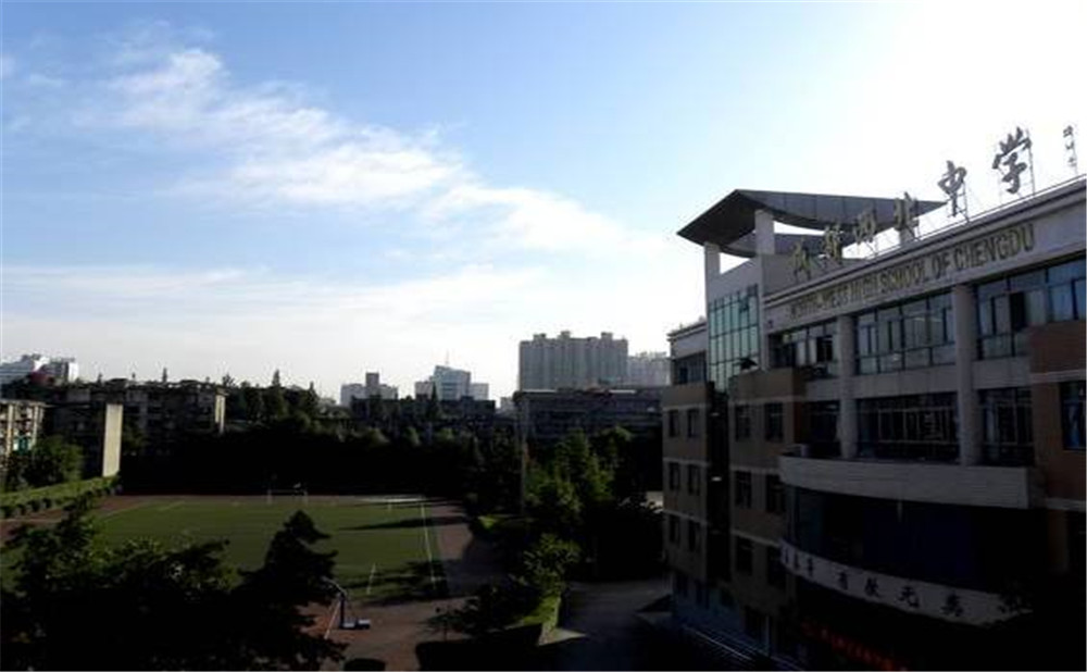 成都市西北中學的本科升學率高不高？