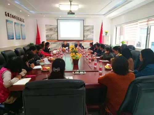 成都鐵路中學(xué)的錄取分?jǐn)?shù)線是多少？