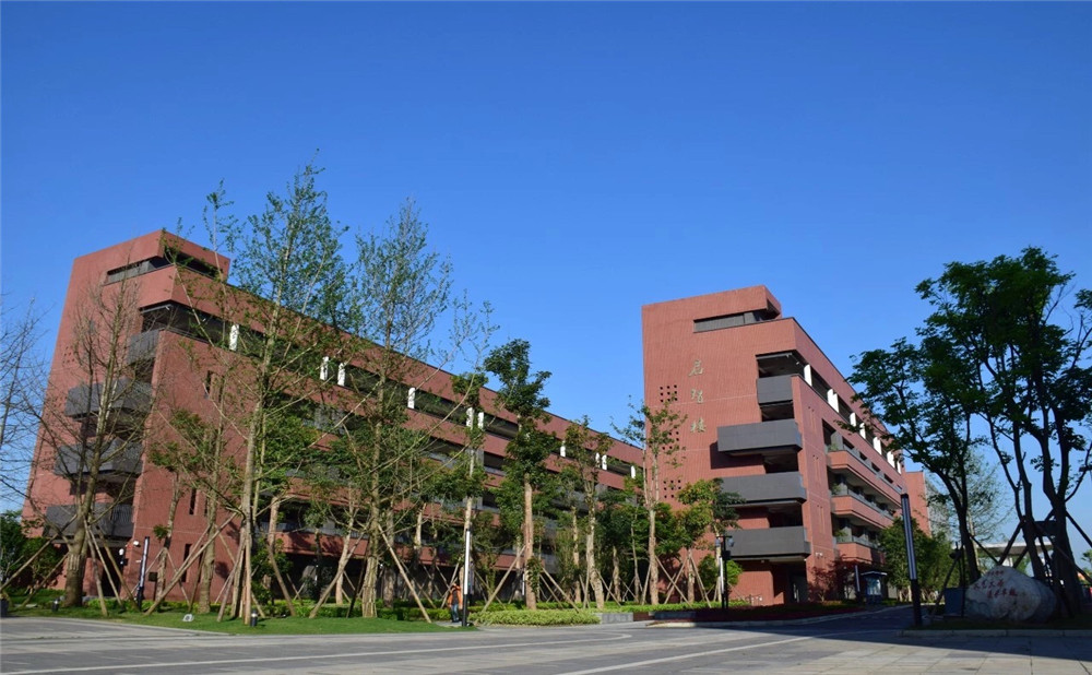 電子科技大學(xué)實(shí)驗(yàn)中學(xué)本科升學(xué)率是多少？