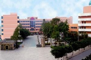 溫江中學(xué)的本科升學(xué)率是多少？