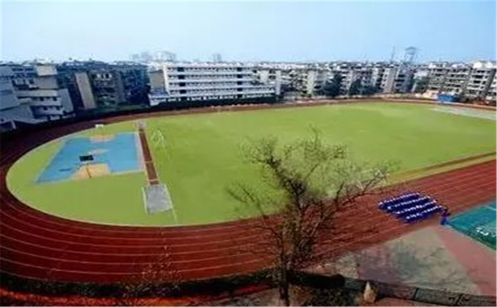 成都實外新都五龍山學(xué)校的住宿怎么樣？