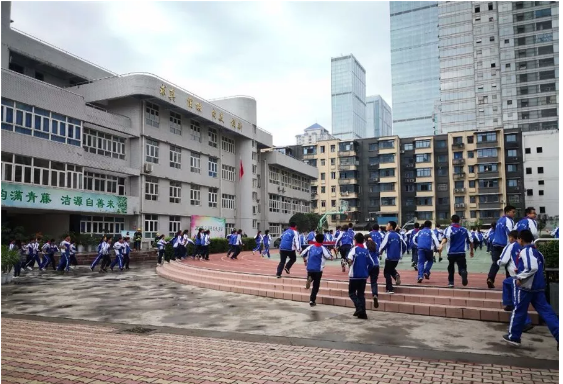 2020成都市第十七中學(xué)的升學(xué)率有多少？