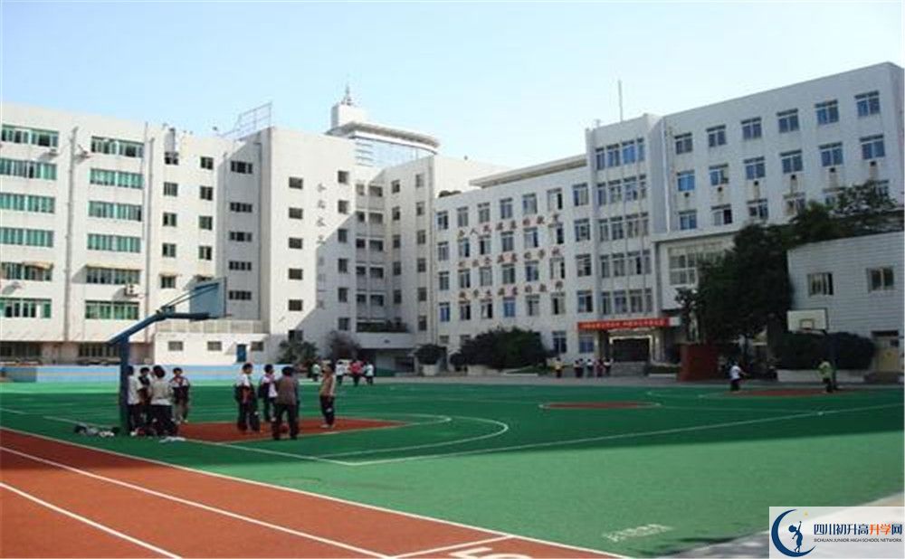 成都市西北中學(xué)的高中好不好？