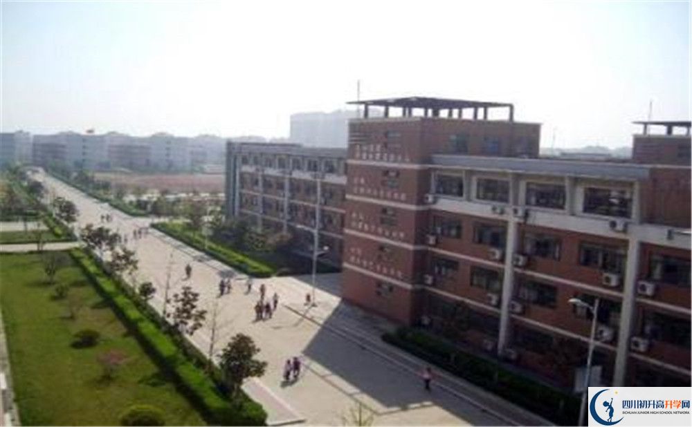 中考成都美視國際學校招生分數(shù)線是多少？