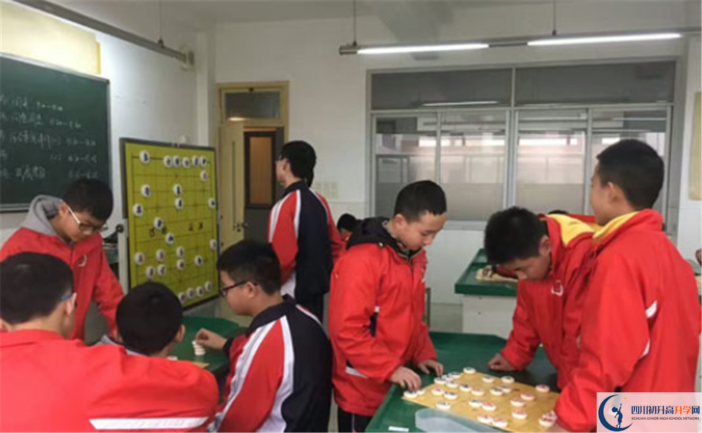 崇慶中學(xué)的高中住宿好不好？