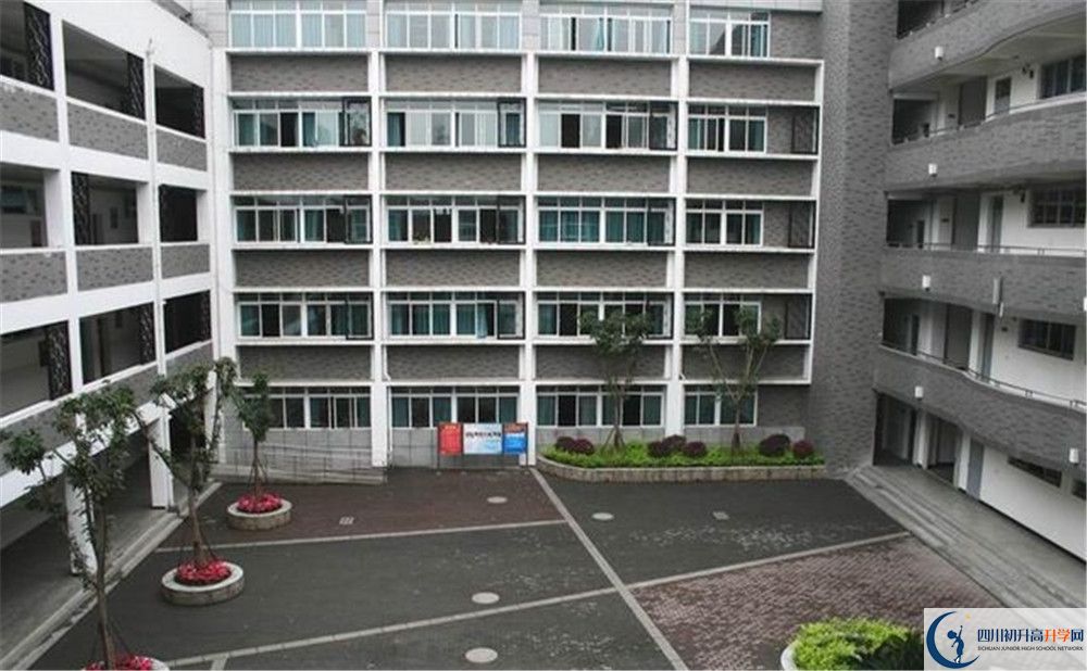 成都樹德協(xié)進中學的地址在哪里？