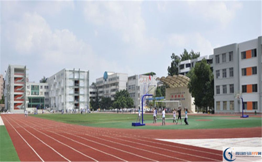 成都鐵路中學(xué)2020年清華北大上人數(shù)是多少？