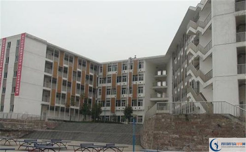 成都經(jīng)開區(qū)實(shí)驗(yàn)中學(xué)2020年外地生自主招生錄取名單在哪看？