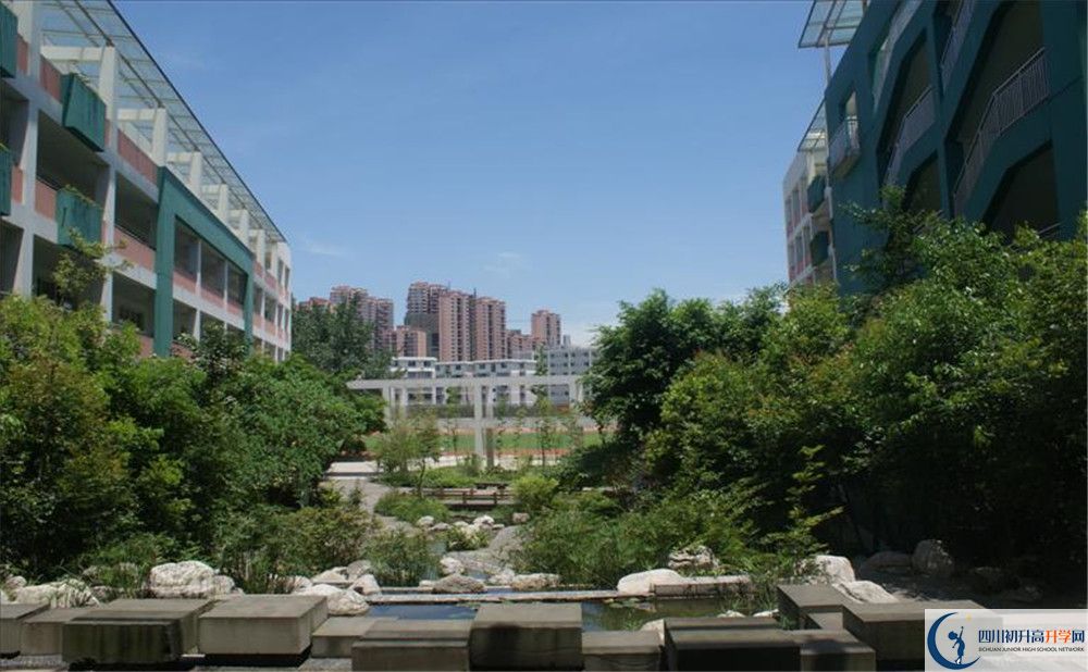 北師大成都實驗中學2020年高一入學考試時間是多久？