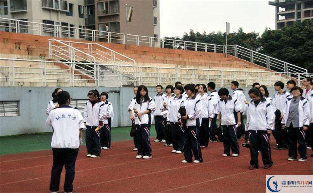 成都樹德中學(xué)光華校區(qū)住宿費(fèi)用是多少錢？