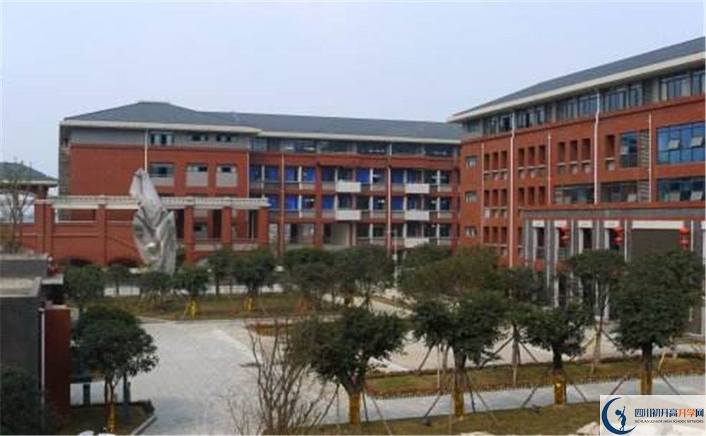 成都七中萬達學校2020年保送清華北大的人數(shù)是多少？