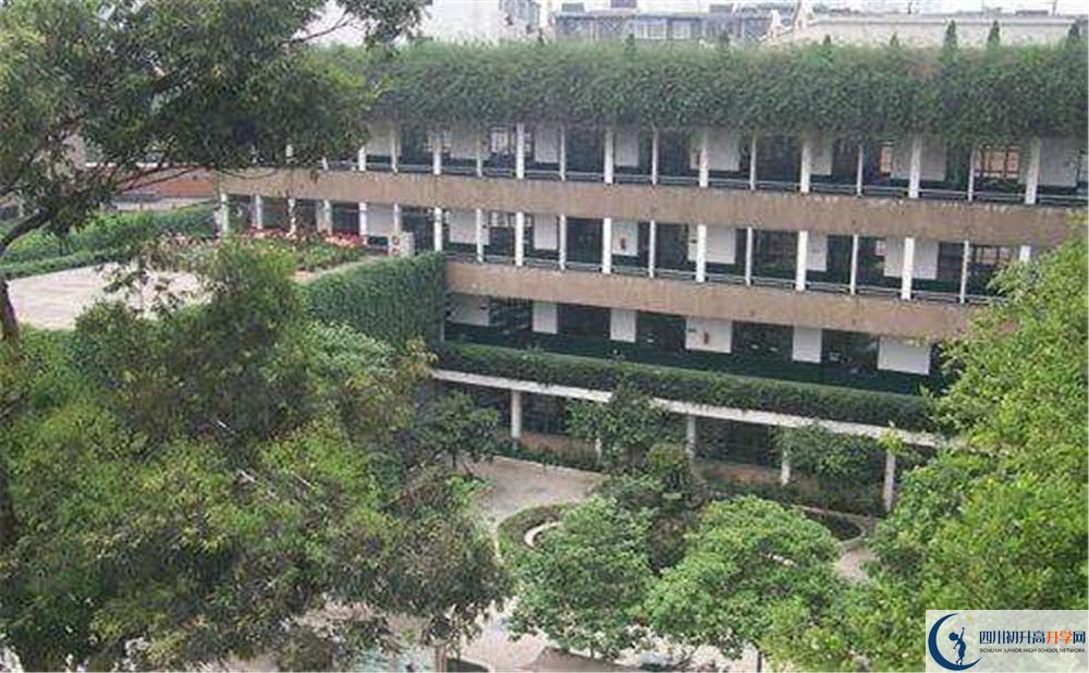 成都列五中學(xué)初升高難不難？