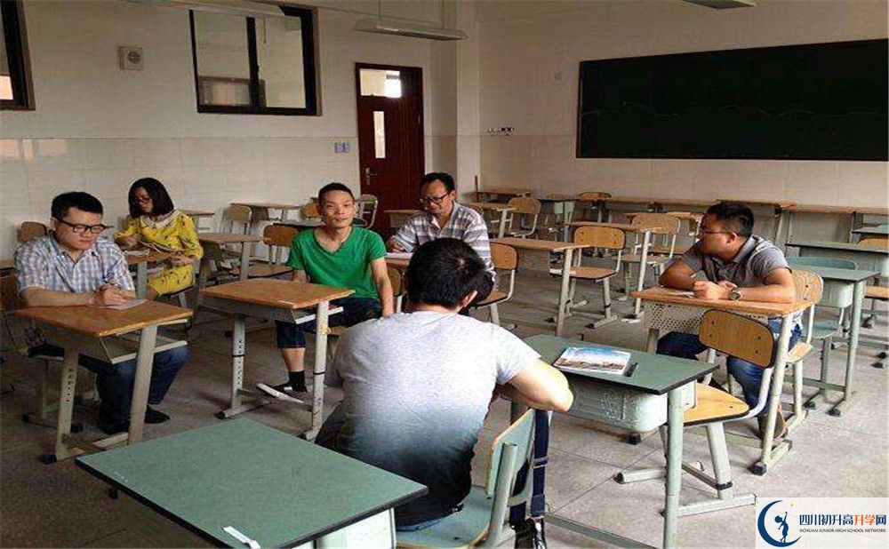 成都實驗中學(xué)2020年外地生學(xué)費是多少？