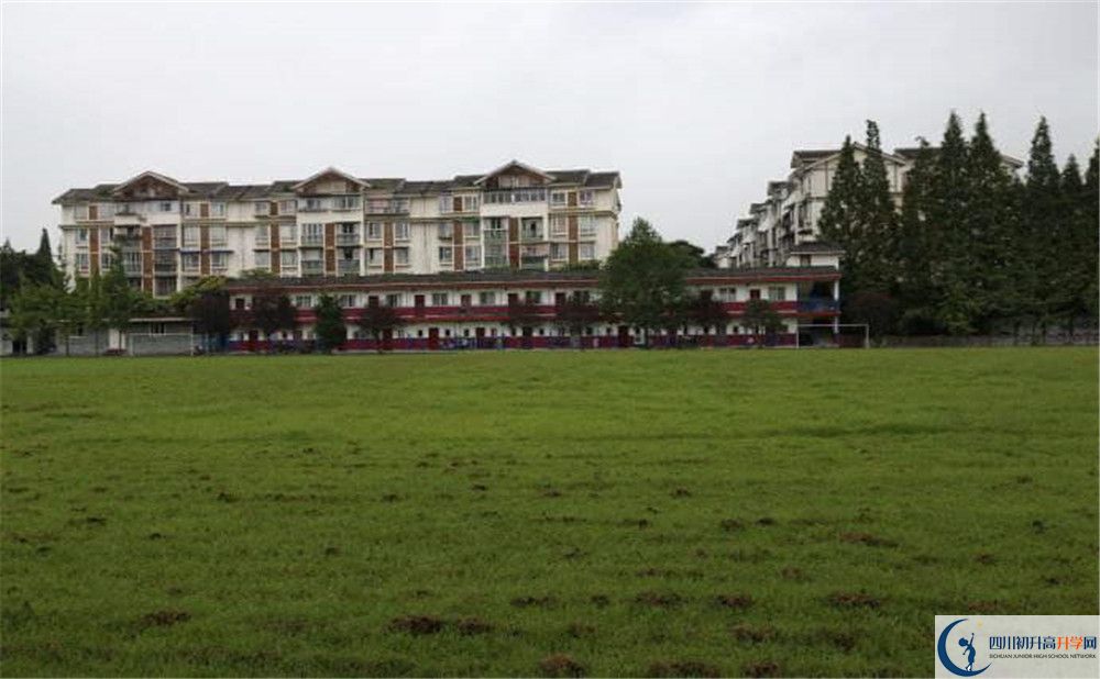 光亞學(xué)校的高中住宿怎么樣？
