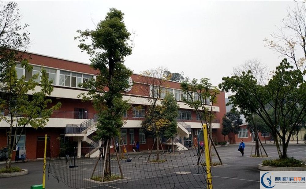 成都七中八一學(xué)校2020屆高三期末試卷在哪看？