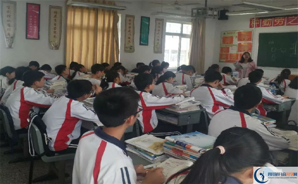 濛陽中學平行班與實驗班差多少？