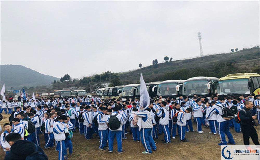 成都七中八一學(xué)校是重點(diǎn)中學(xué)嗎？
