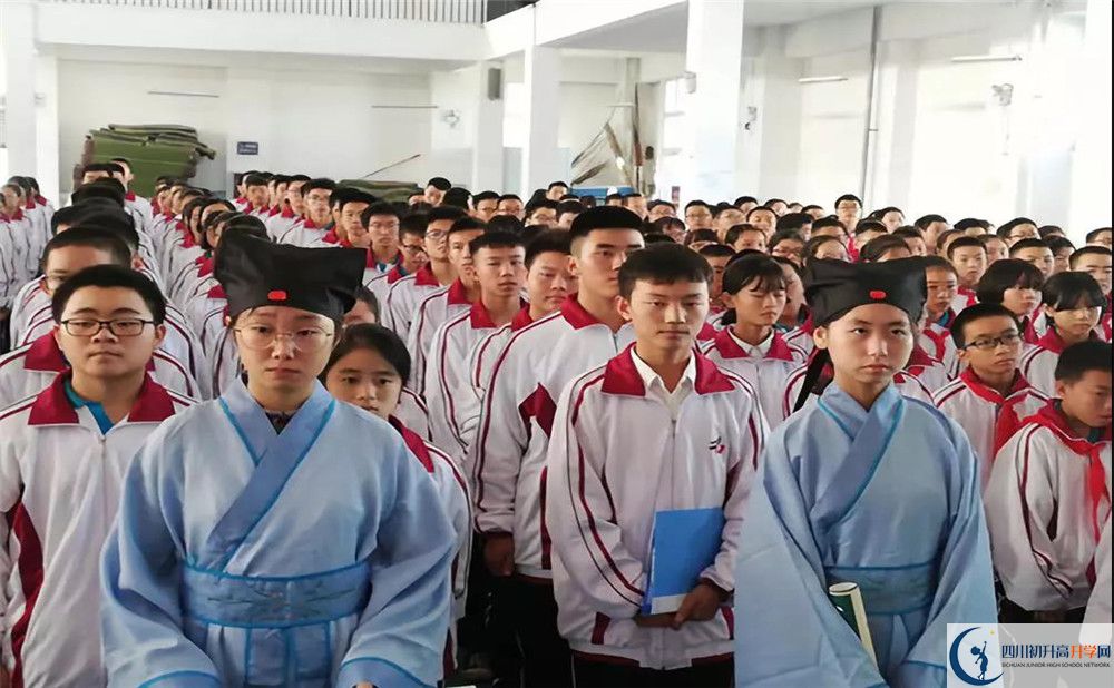 安仁中學(xué)實(shí)驗(yàn)班人數(shù)是多少？