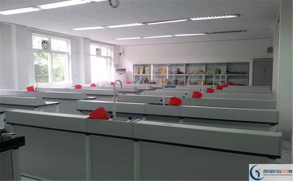 2020西南交通大學(xué)附屬中學(xué)平行班升學(xué)率高嗎？