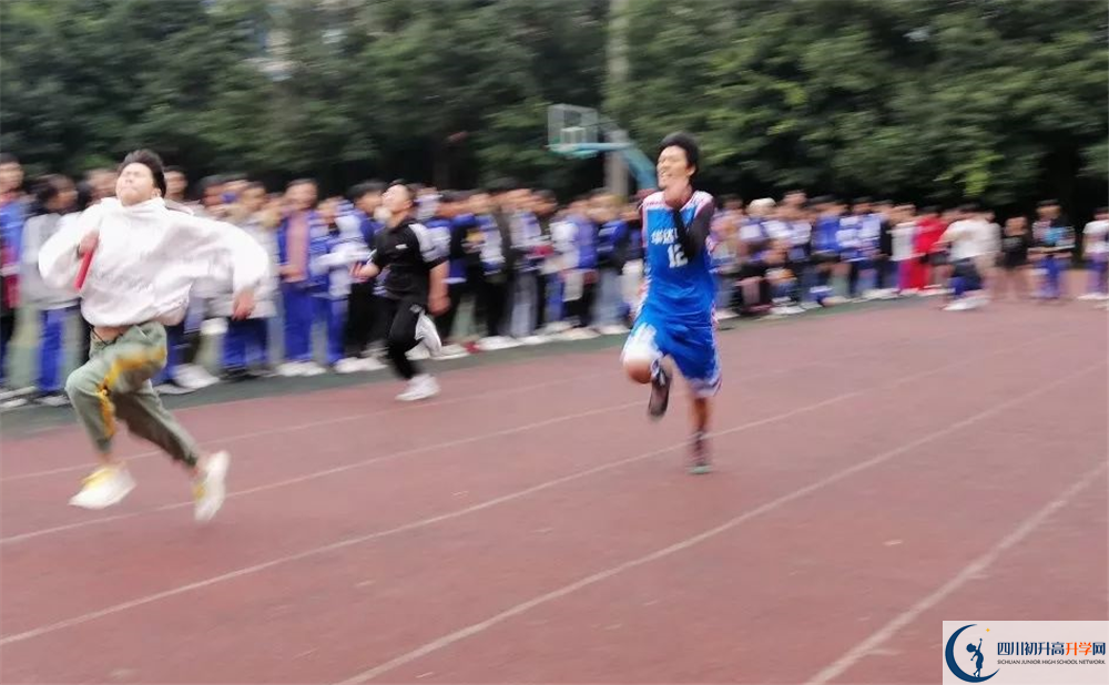仁壽華達(dá)高中實驗班學(xué)費貴嗎？