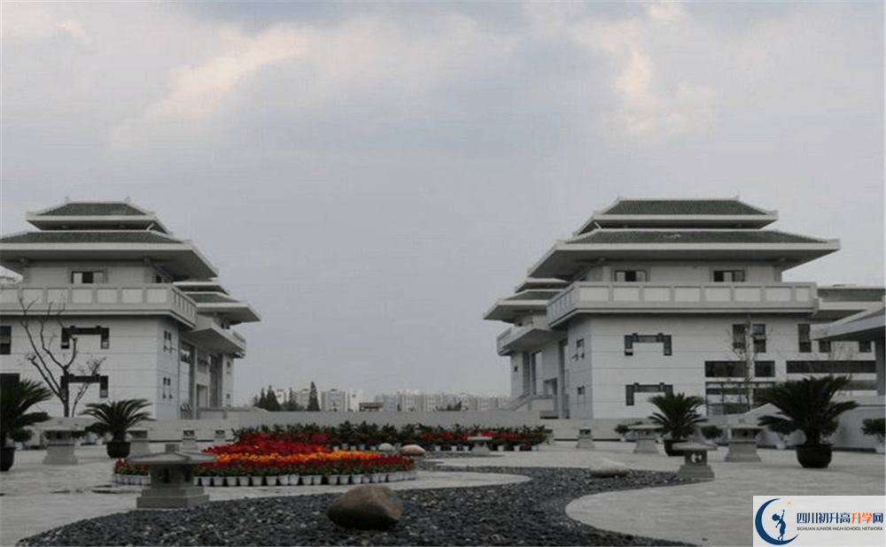 成都石室中學(xué)北湖校區(qū)國際部怎么考？