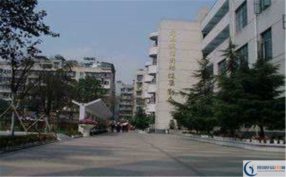 2020成都市第十七中學(xué)二診數(shù)學(xué)試題答案在哪看？